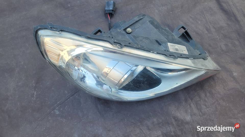 VOLVO V60 S60 REFLEKTOR PRAWY LAMPA PRZÓD PRAWA Ruda Śląska
