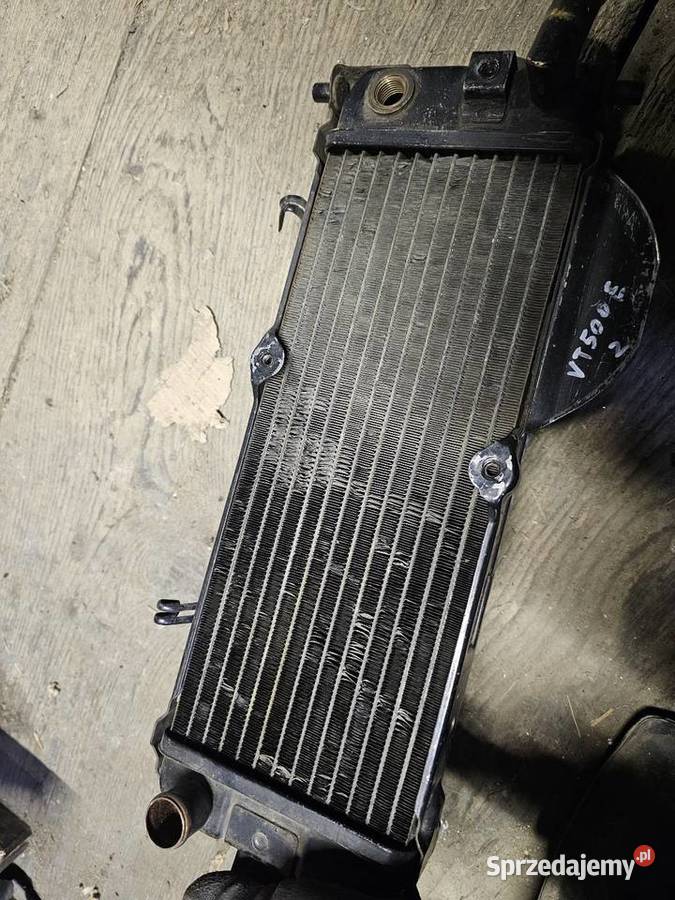 Honda VT 500 e chłodnica vt500 500e vt500e c Jelenia Góra