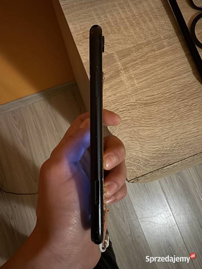 iPhone XR 64GBUszkodzony ekranUszkodzony Elektronika śląskie Myszków sprzedam