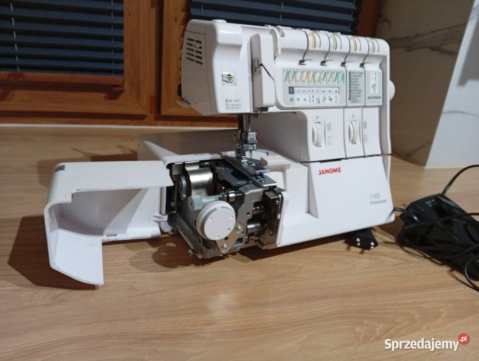 wielofunkcyjny coverlok Janome 1200D 574 Byczyna