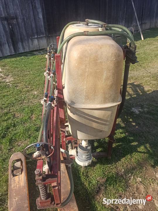 Opryskiwacz 300l nieuszkodzony Brzeziny sprzedam