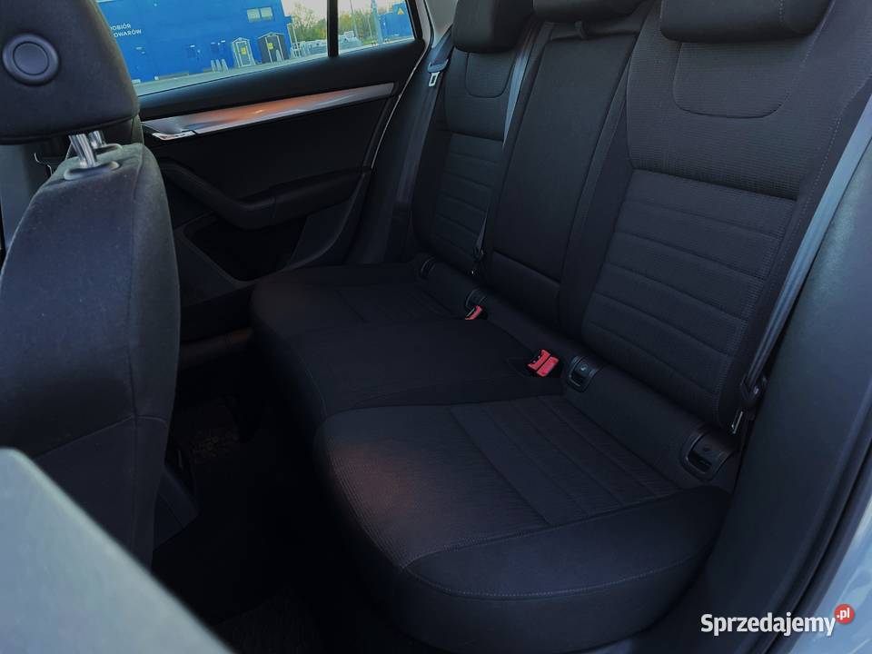 Skoda Octavia Combi 18 TSI Ambition sprzedam