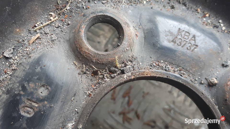 4 felgi stalowe kba43737 et39 5jx15 toyota sprzedam