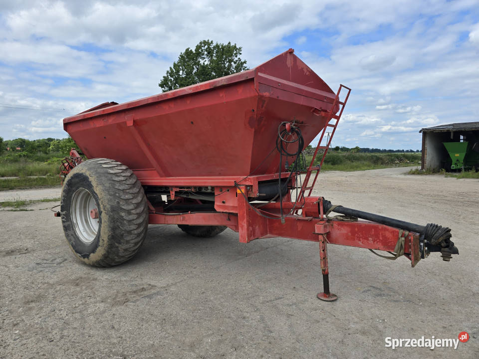 Rozsiewacz wapna nawozów BREDAL K105 Baczyna sprzedam