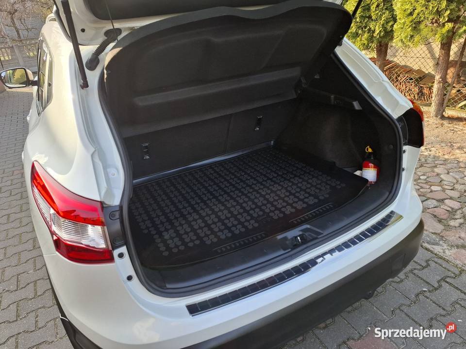 Nissan qashqai 16 benzyna super stan prywatnego Chodzież