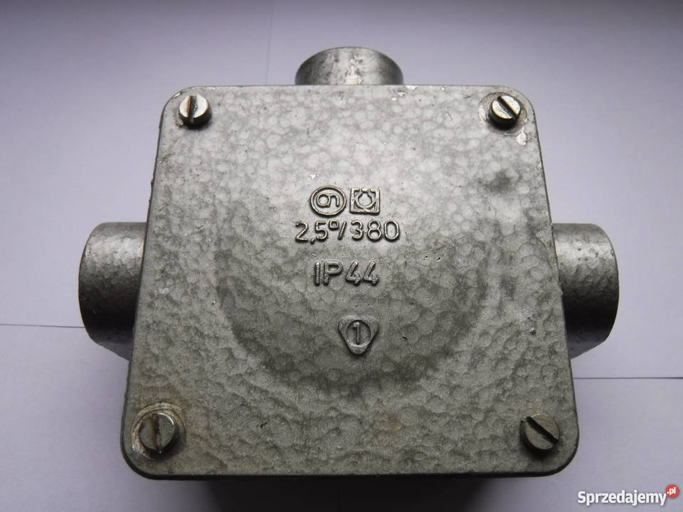 Odgałęźnik metalowy instalacyjny 25kw380 IP44 Szydłowiec