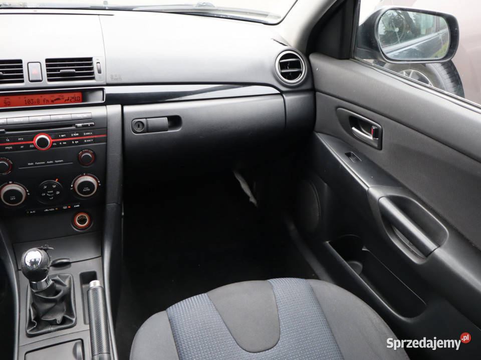 Mazda 3 16 Samochody osobowe