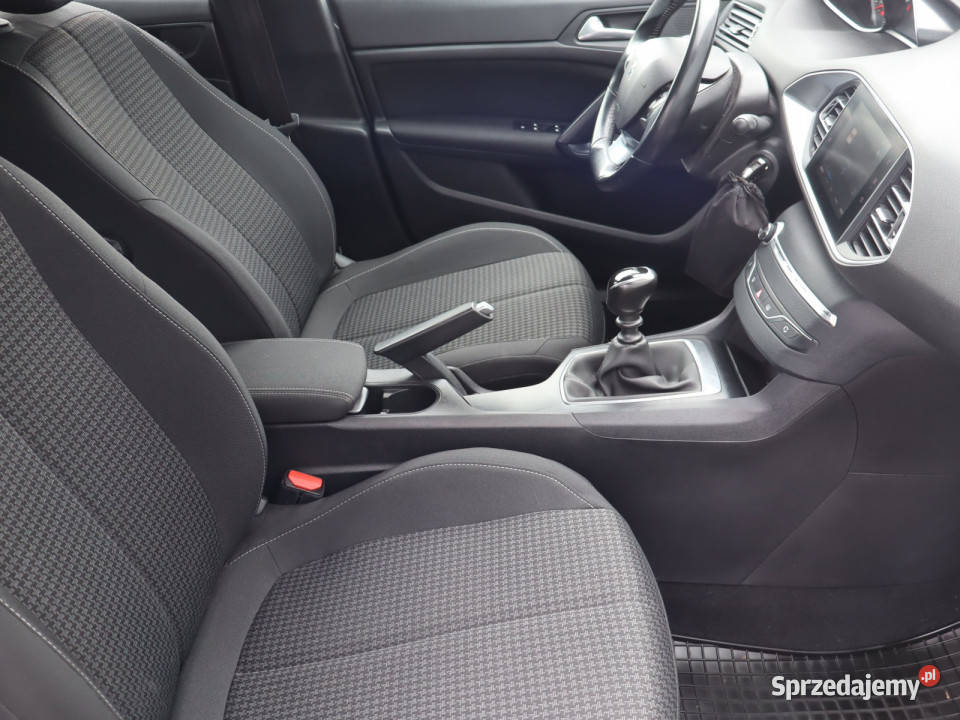 Peugeot 308 12 PureTech Katowice