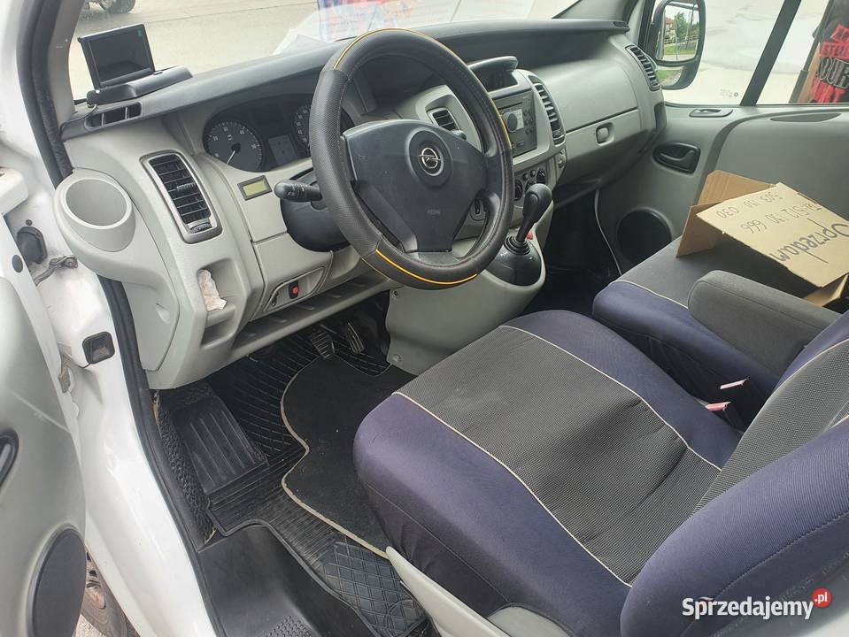 VIVARO WĘDKARZY TURYSTYCZNY SAMOCHÓD W AUTOMACIE klimatyzacja Łęg Tarnowski sprzedam