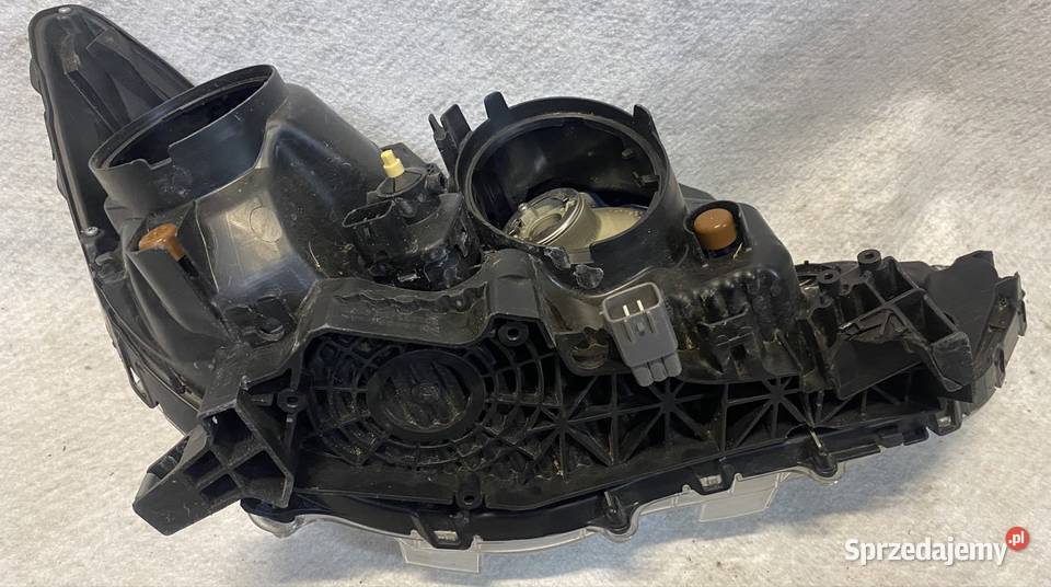 Lampa reflektor lewy przód Suzuki ASX śląskie Jasienica