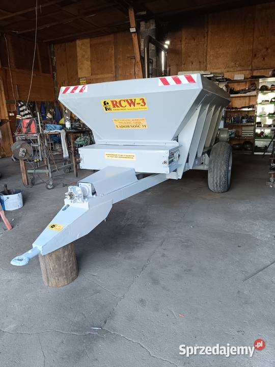 Rozsiewacz wapna RCW PIAST Raciszyn sprzedam