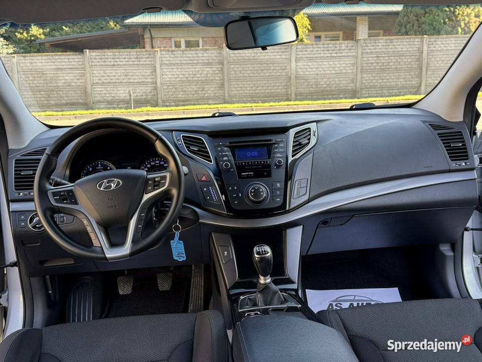 Hyundai i40 CW 17CRDi ASR (kontrola trakcji) Węgrów