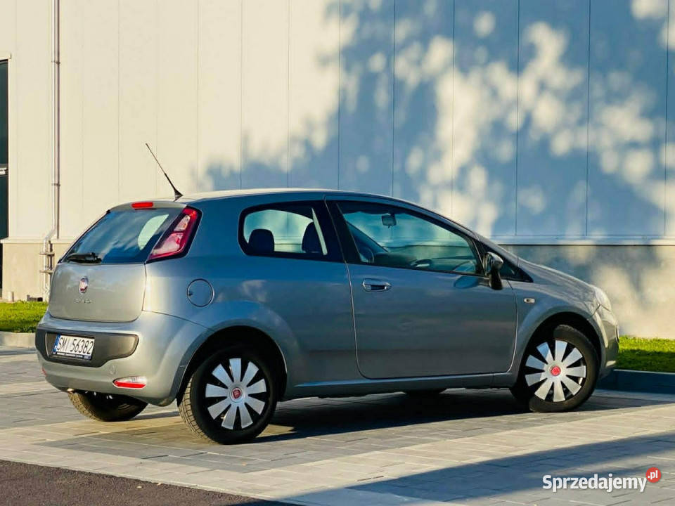 Fiat Punto Evo Fiat Punto Evo 12 Benz serwisie Mikołów sprzedam