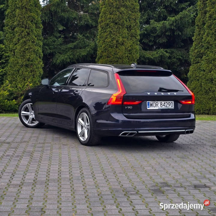 Volvo V90 Volvo V90 20 D3 Momentum Pro Diesel Ostrów Mazowiecka