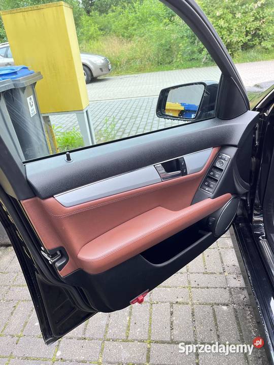 Mercedes Benz C300 30 V6 LPG AMG 2010 Słupsk