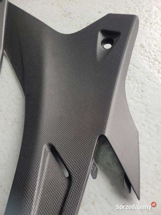 Aprilia TUONO V4 1100 rsv 858834 wypełnienie Plastiki Nowy Tomyśl
