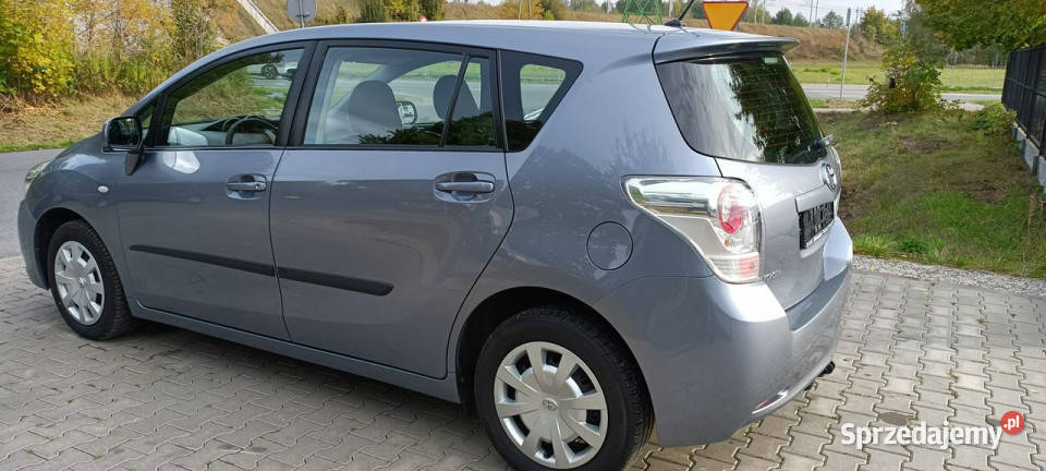Toyota Verso zadbana 18l Benz klimatyzacja Stare Budy