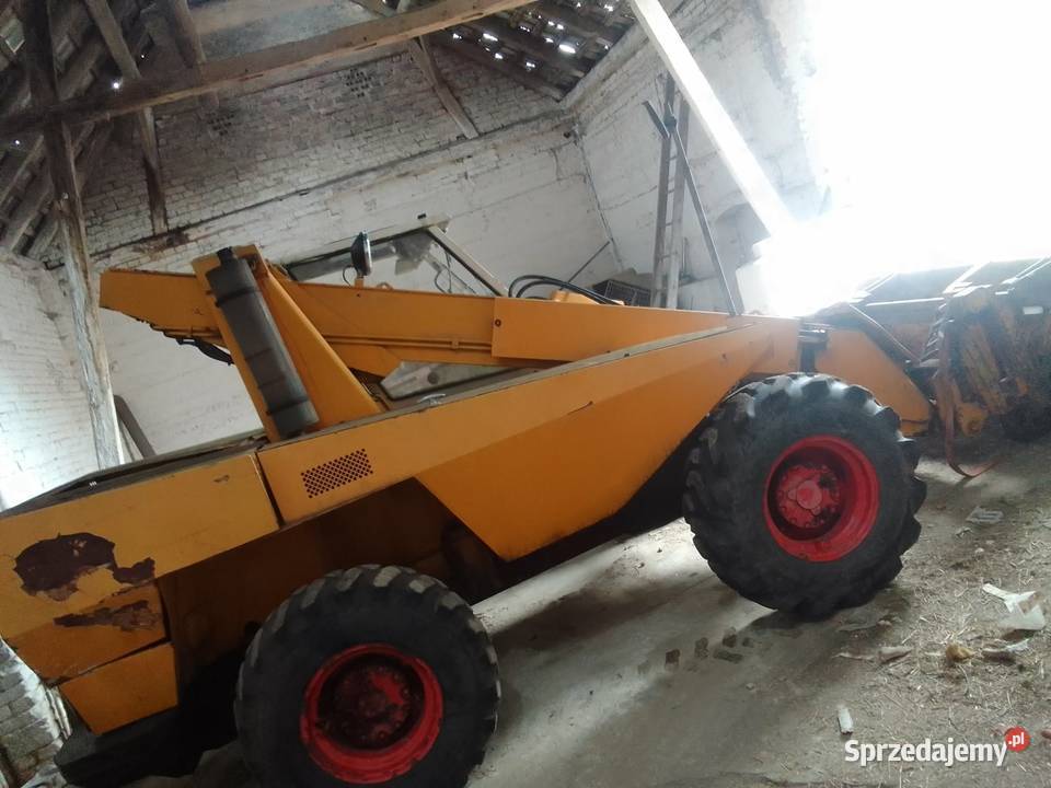 Ładowarka z wysiegnikiem 6m SANDERSON 2504 nieuszkodzony Zamysłowo