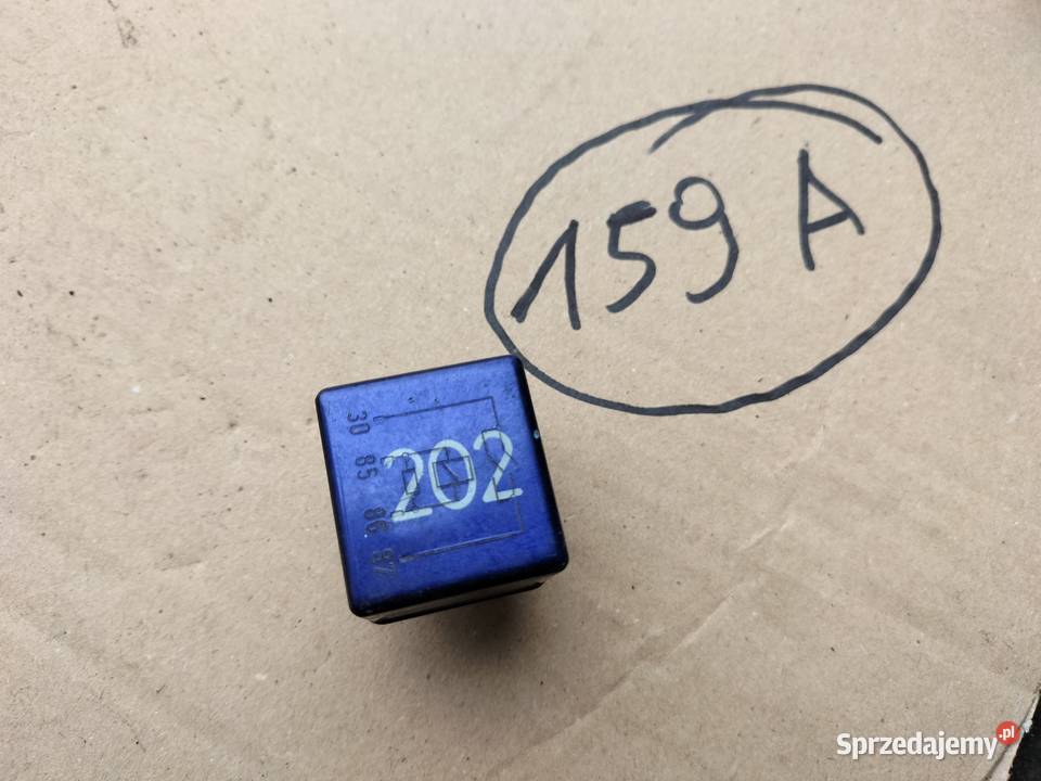 PRZEKAŹNIK AUDI 202 8A0951253