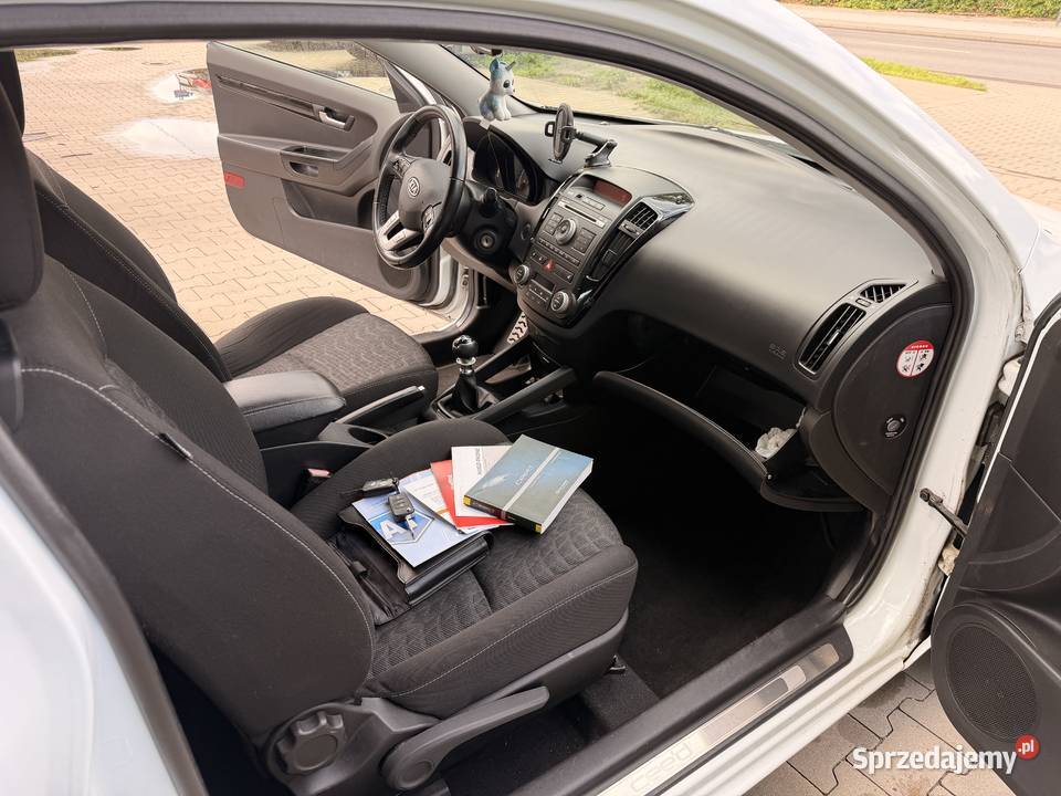 Kia ProCeed Klima Alu grzane fotele CD Kia łódzkie Łódź