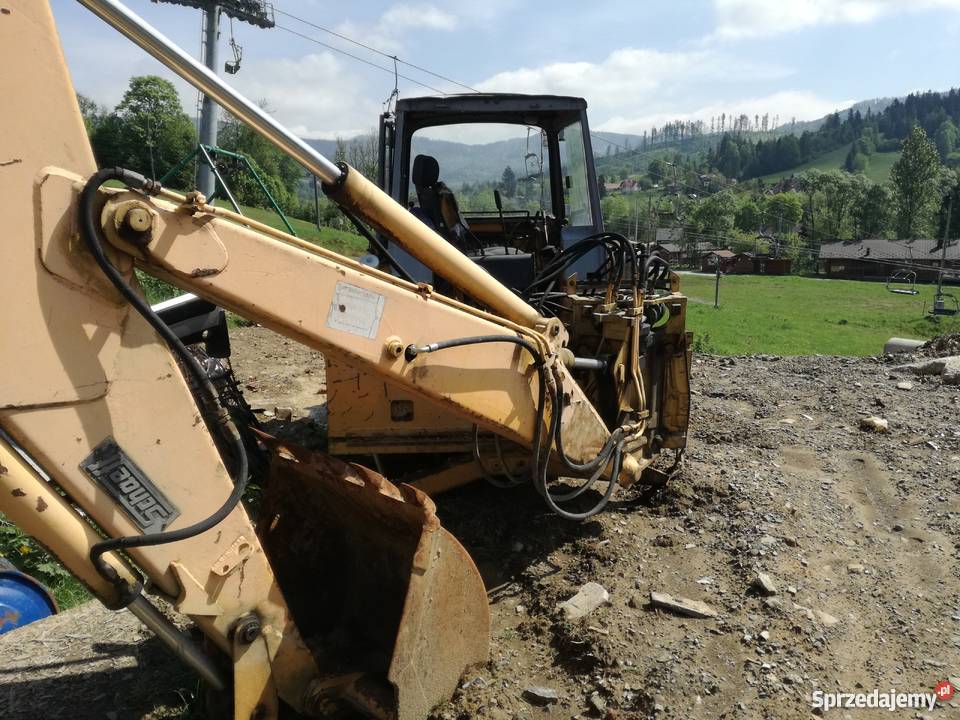 Spycharka koparka ładowarka Massey Ferguson Wisła