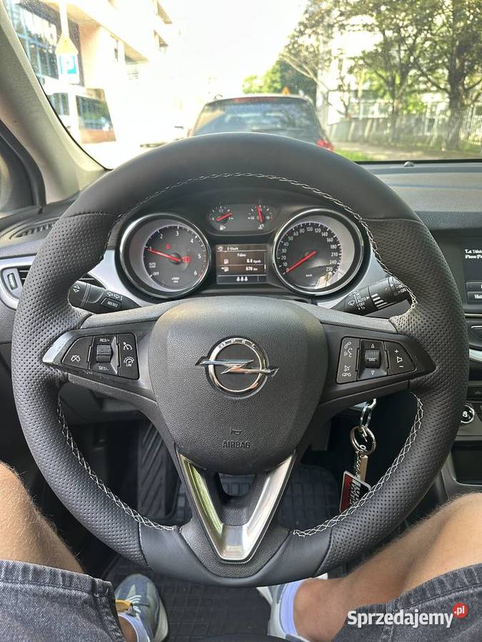 Opel Astra K 16 kombi 2019 r diesel pierwszy Warszawa