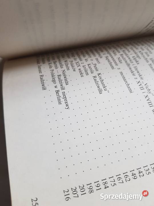 Dom Radziwiłłów Stanisław Mackiewicz Rok wydania 1990 Książki naukowe i popularnonaukowe Kielce