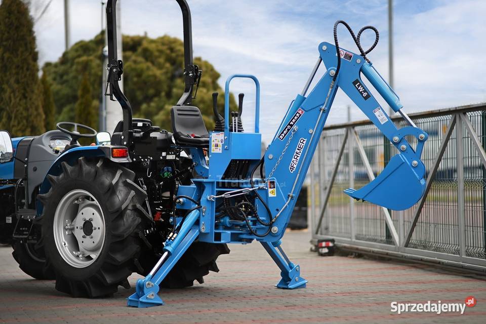 LS Tractor MT360 HST 4x4 57 koparka do ciągnika LS Tractor Tajęcina