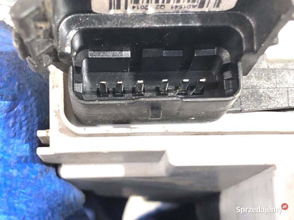 ZAMEK DRZWI PRAWY TYŁ PEUGEOT 3008 Hatchback