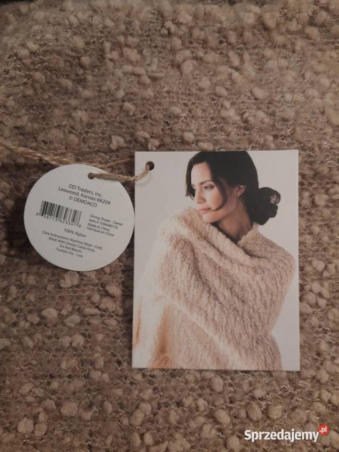 Szal nowy Giving Pozostałe mazowieckie Warszawa