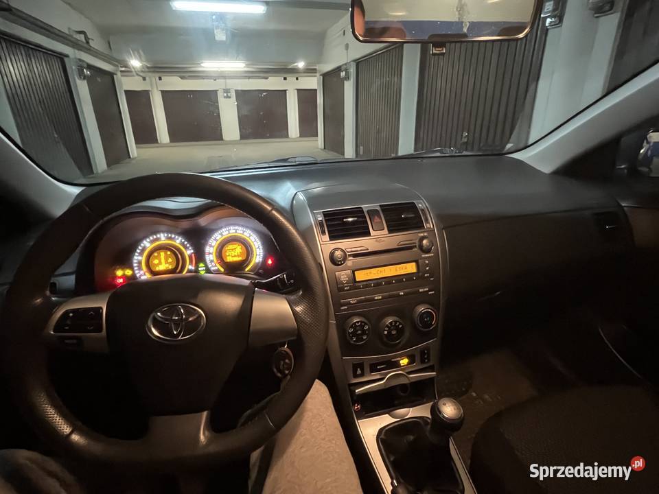 Toyota Corolla 20 D4D 2010 Polift Garażowana Corolla Lublin