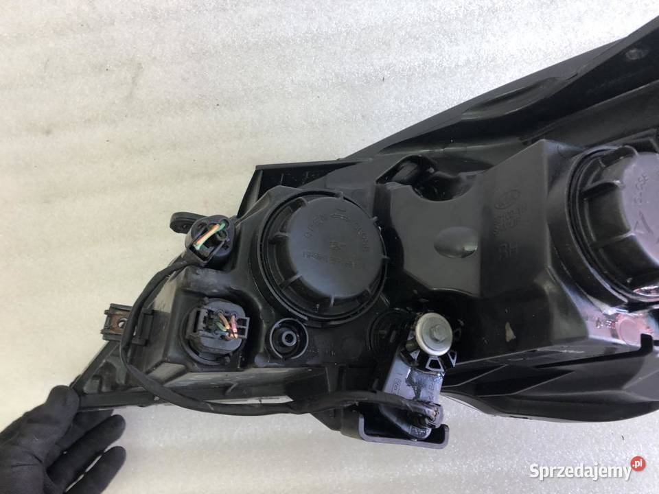 LAMPA PRAWY PRZÓD 921021H KIA CEED I LIFT ANG osobowe wielkopolskie