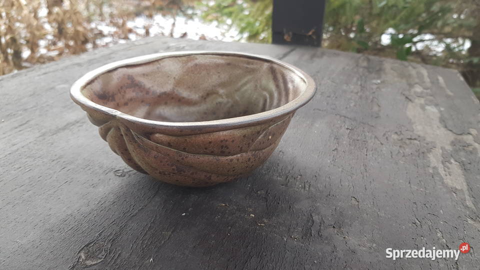 Goebel Ljubisa Miić miseczka orzech Porcelana i szkło Porcelana i szkło Myszków