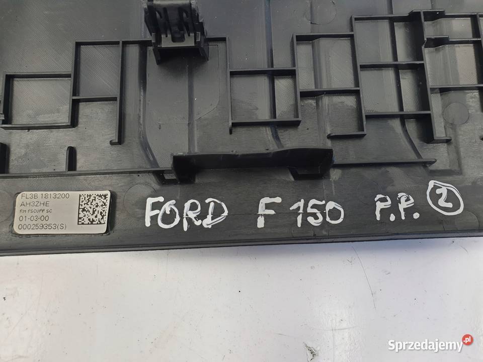 Ford F150 LISTWA NAKŁADKA PROGOWA prawa PRAWY Rudka