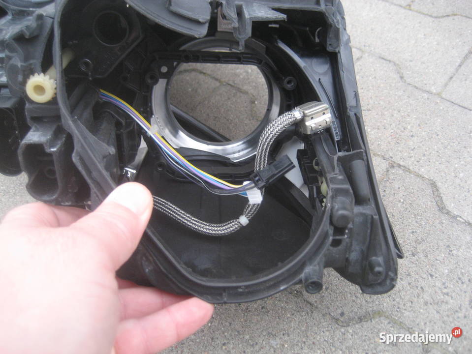 audi tt 0610r lampa przód lewa xenon 8j0941003d