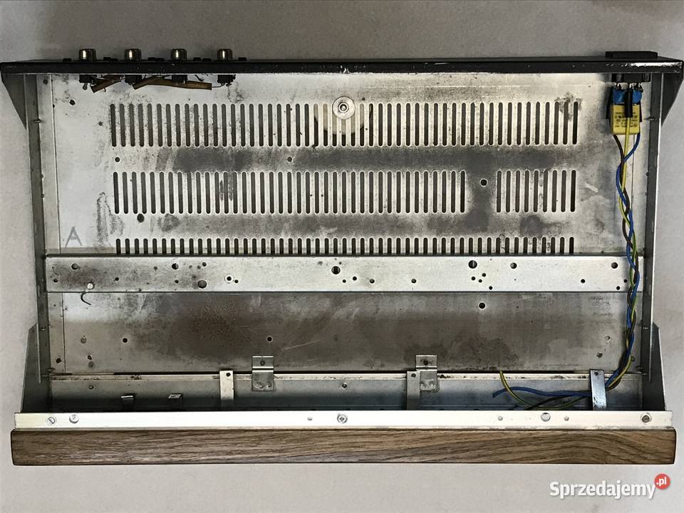 Duża obudowa wentylowana audio Gruba stał dąb