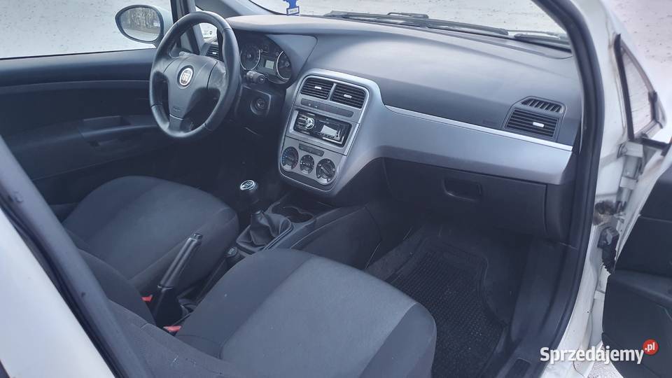 Fiat Grande Punto VAN 13 JTD 2013r nieuszkodzony