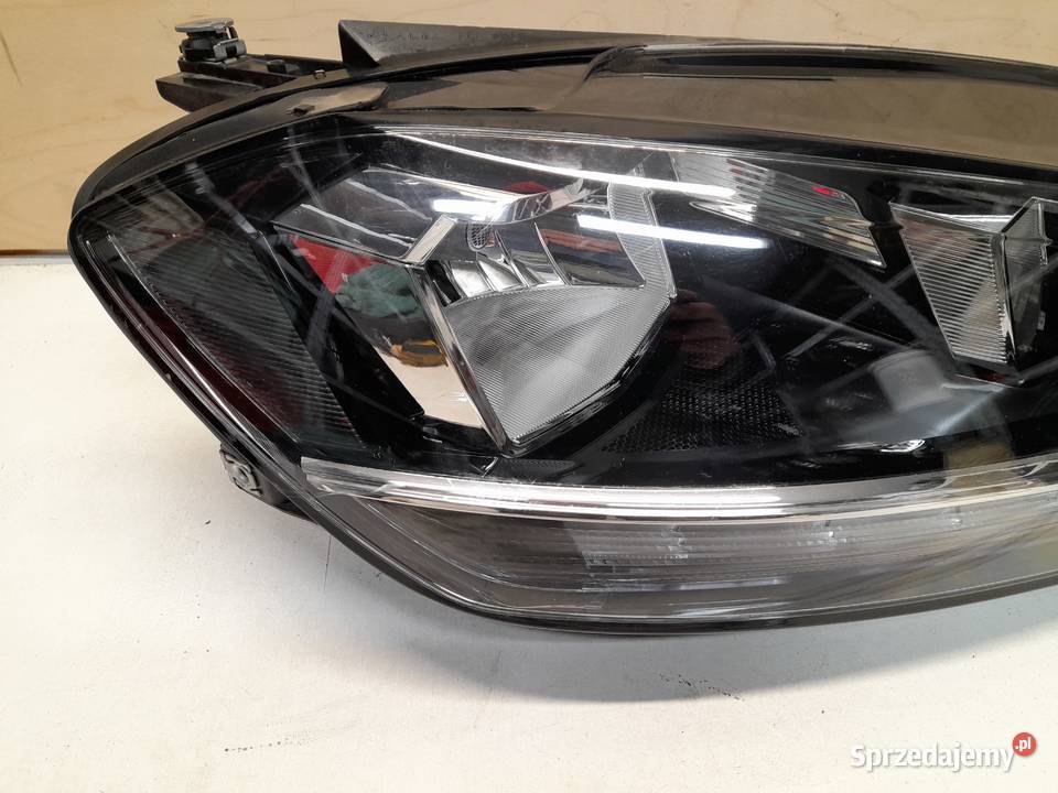 VW GOLF VII 7 LAMPA LED PRZEDNIA PRAWA
