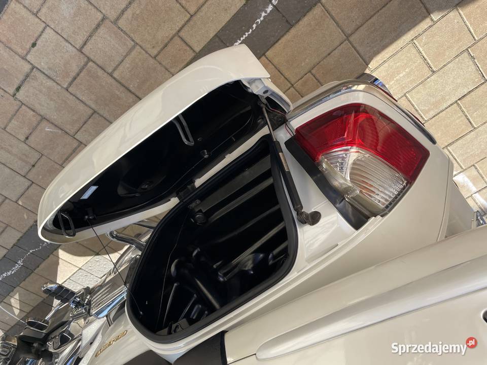 Honda GL 1800 Stan techniczny perfect zarejestrowany w Polsce Honda śląskie Dąbrowa Górnicza