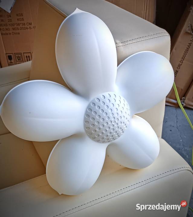 Lampa ścienna kinkiet kwiatek Ikea biały lubuskie Gorzów Wielkopolski sprzedam