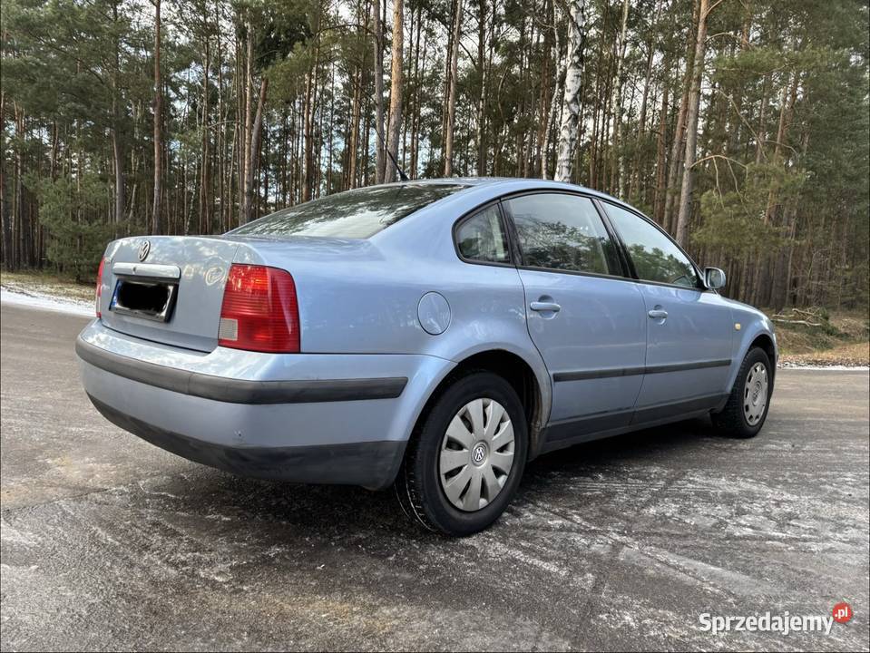 Volkswagen Passat B5 16 benzyna manualna wielkopolskie Gizałki sprzedam