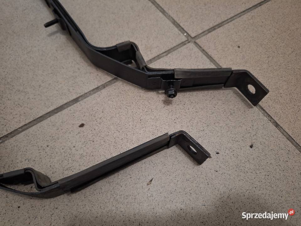 Lexus RX 400h obejma zbiornika paliwa RX400h osobowe Toruń