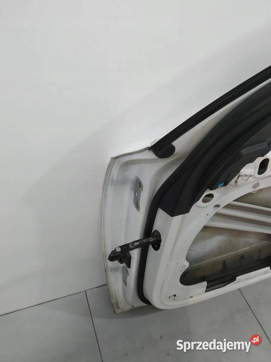 DRZWI PRAWE PRZÓD 70746 Volvo XC 90 II 2015