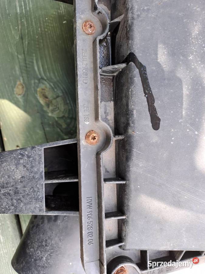 Obudowa filtra powietrza VW Crafter 2E0129601D kujawsko-pomorskie Chełmno sprzedam