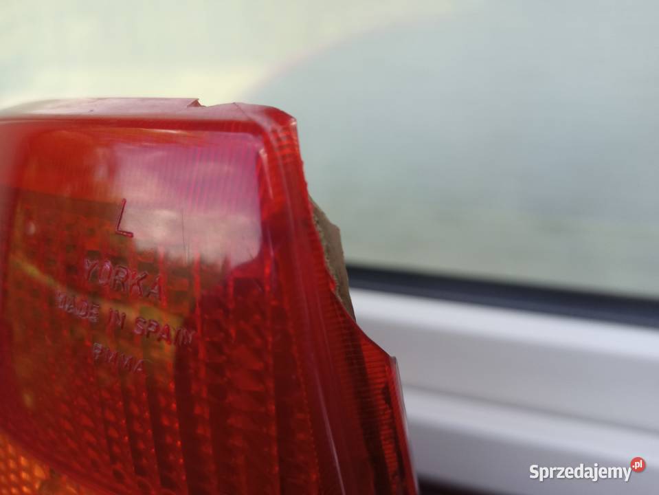 Opel Astra F sedan lampa tył tylna lewa wkład Sieradz sprzedam