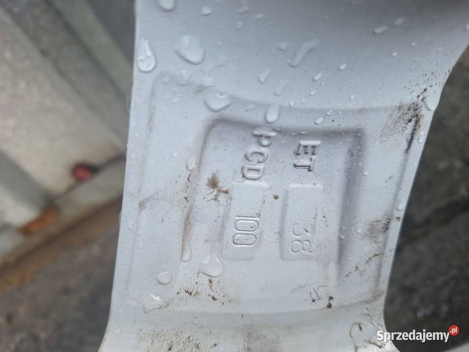 Felgi 4 sztuki komplet 15 Toyota Avensis Yaris małopolskie Żabno sprzedam