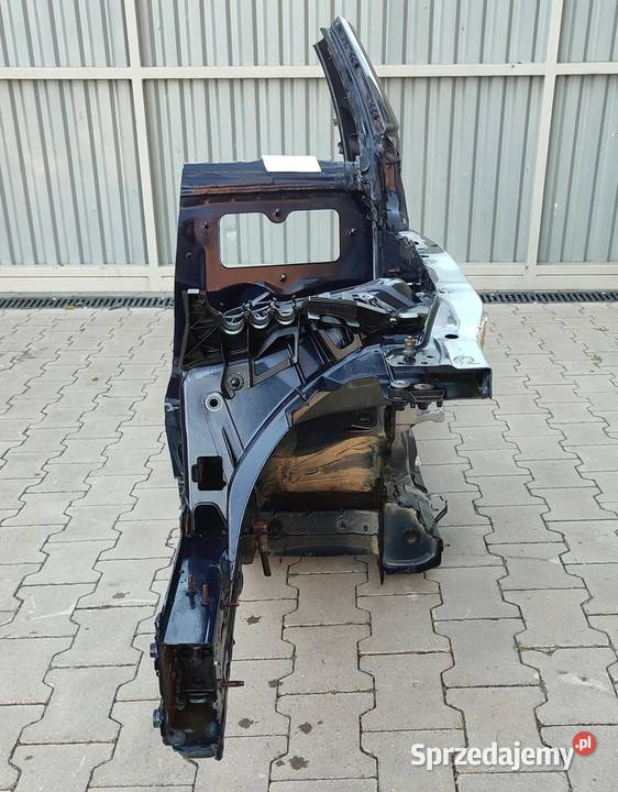 MERCEDES W205 SEDAN ĆWIARTKA PODŁUŻNICA LEWY sprzedam