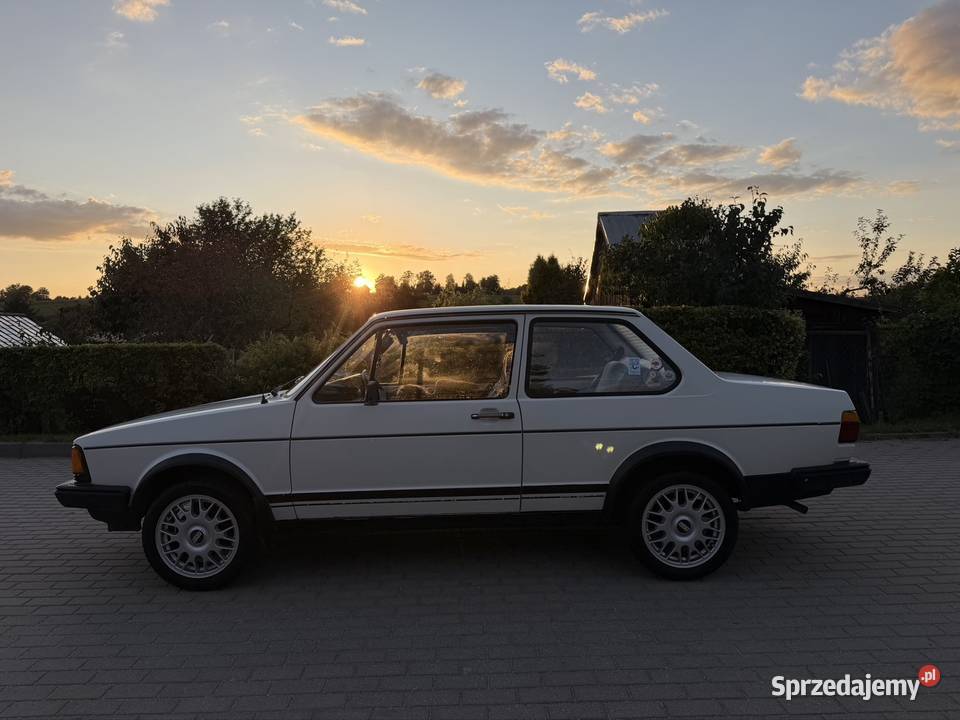 VW Jetta coupe benzyna oryginalny lakier 81r Motoryzacja warmińsko-mazurskie Kętrzyn