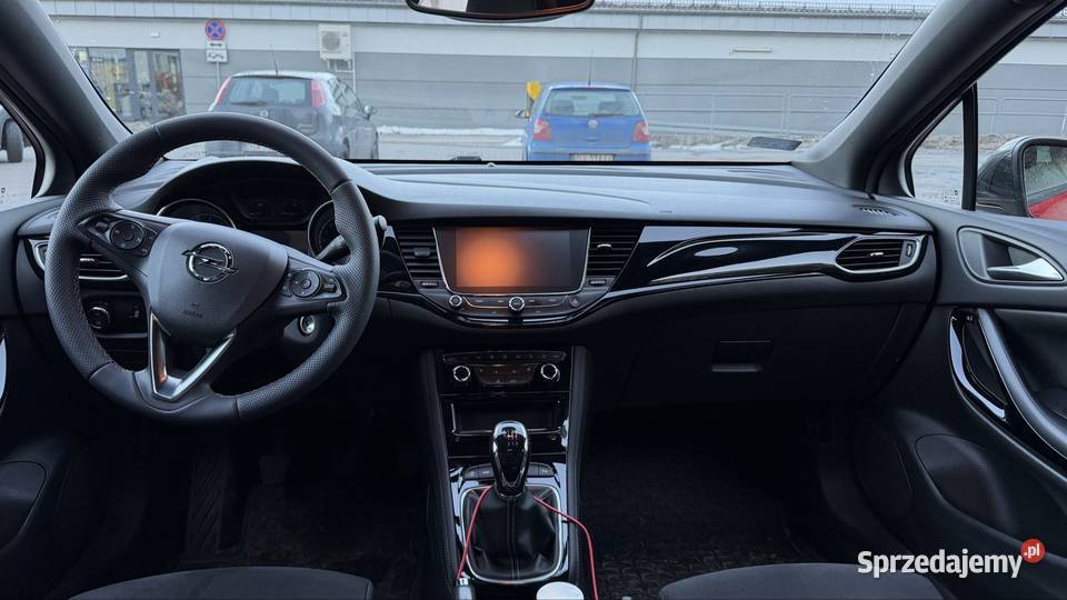 Opel Astra K 16 200 opony i bagazniki dolnośląskie Kowary