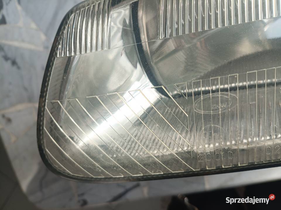 lampa chrysler grand voyager 1997 lewy przód lewe Szydłowiec